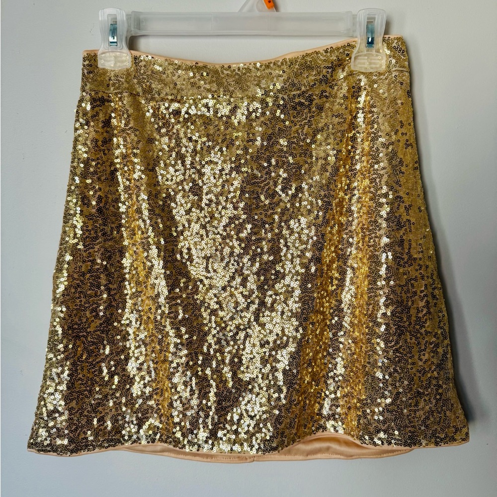 NWOT Gold Sequin Mini Skirt